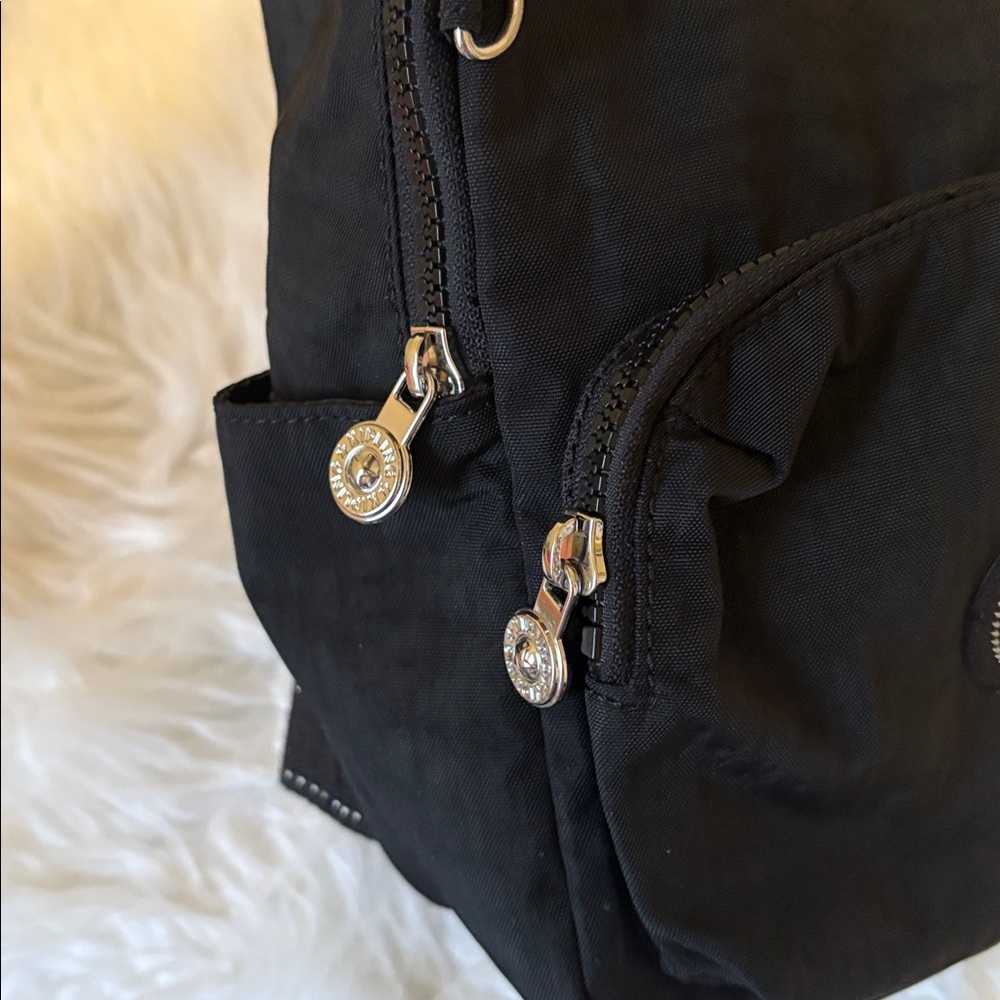 Kipling Black Compact Small - image 4